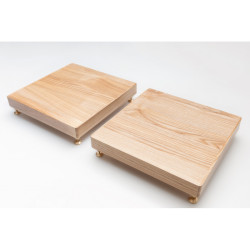 2 pcs. Shelf on spikes for acoustic system - get clean sound and elegant design.