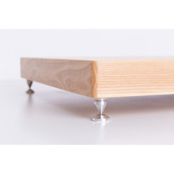 Turntable Isolation Platform on Spikes